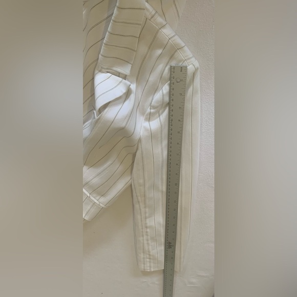 White Jacket Taupe Pinstripe Lightweight Blazer Lined Casual Business Size 11 12 - Picture 13 of 14